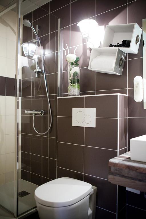 Hotel Abat Jour Нант Номер фото