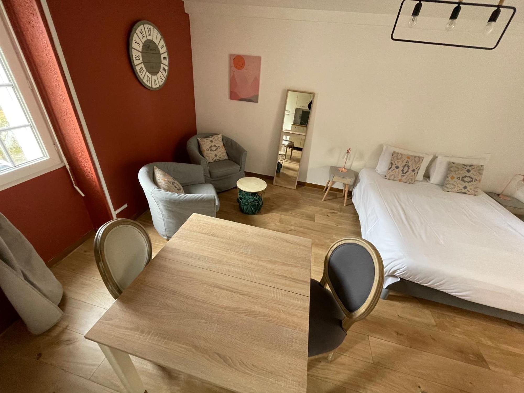 Hotel Abat Jour Нант Экстерьер фото
