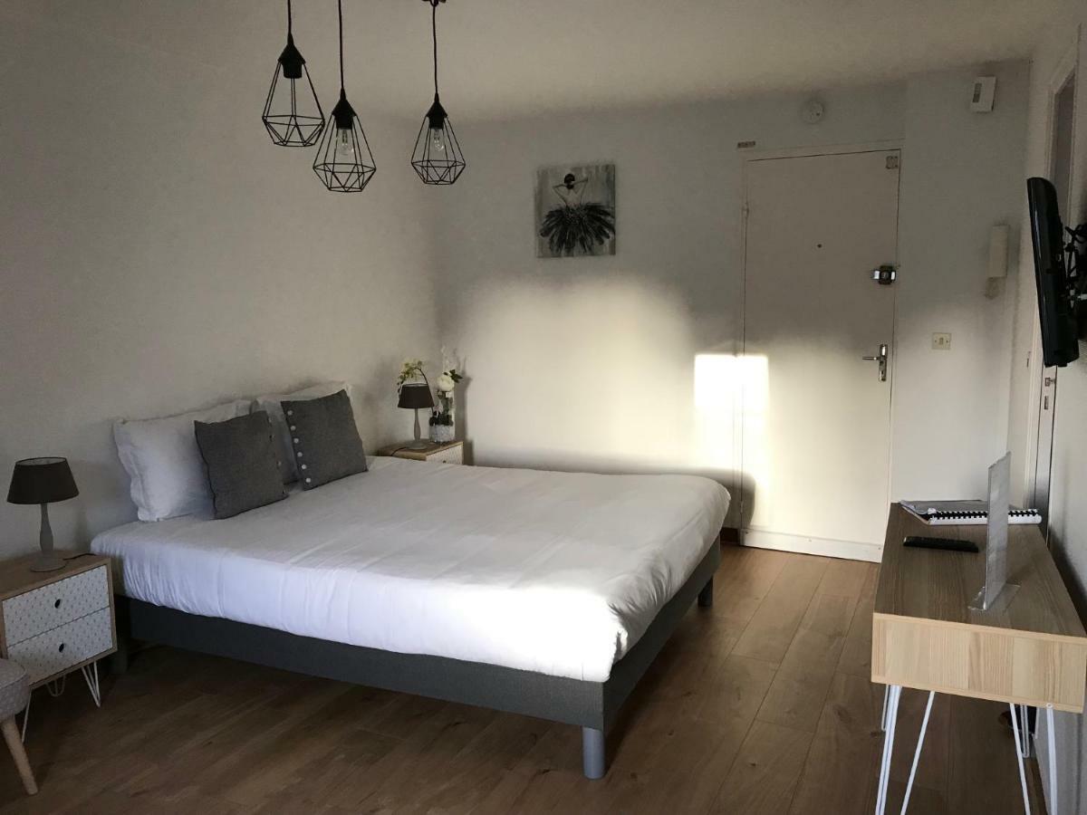 Hotel Abat Jour Нант Экстерьер фото